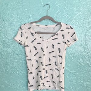 Merona Black and White Feather Print T-Shirt XS